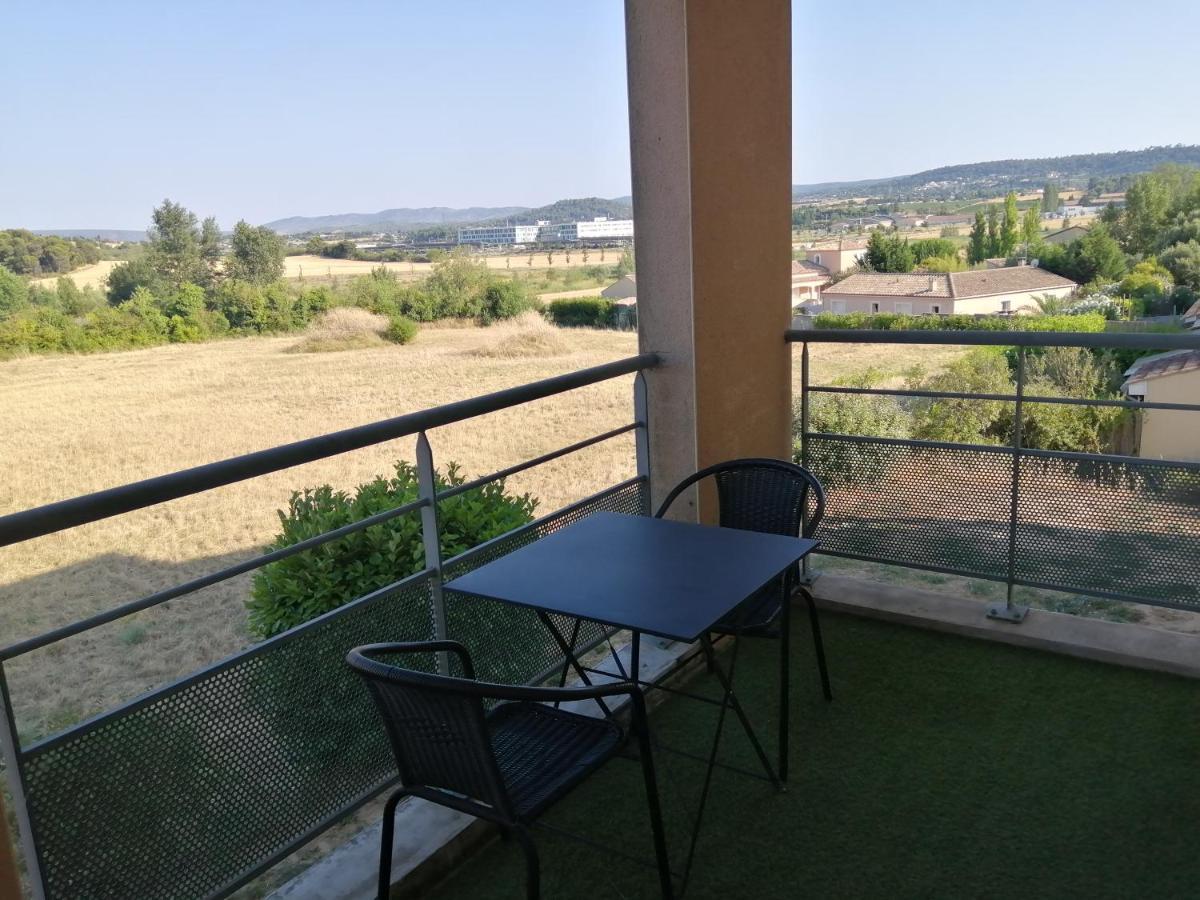 Апартаменты Le Cocon De Marie,Piscine, Balcon, Parking Gratuit, Baignoire Каркассон Номер фото