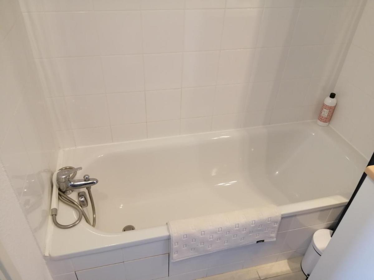 Апартаменты Le Cocon De Marie,Piscine, Balcon, Parking Gratuit, Baignoire Каркассон Экстерьер фото